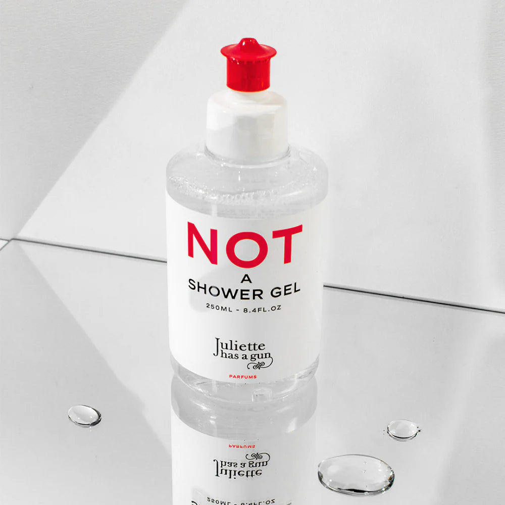 NOT A SHOWER GEL Not a perfume douchegel