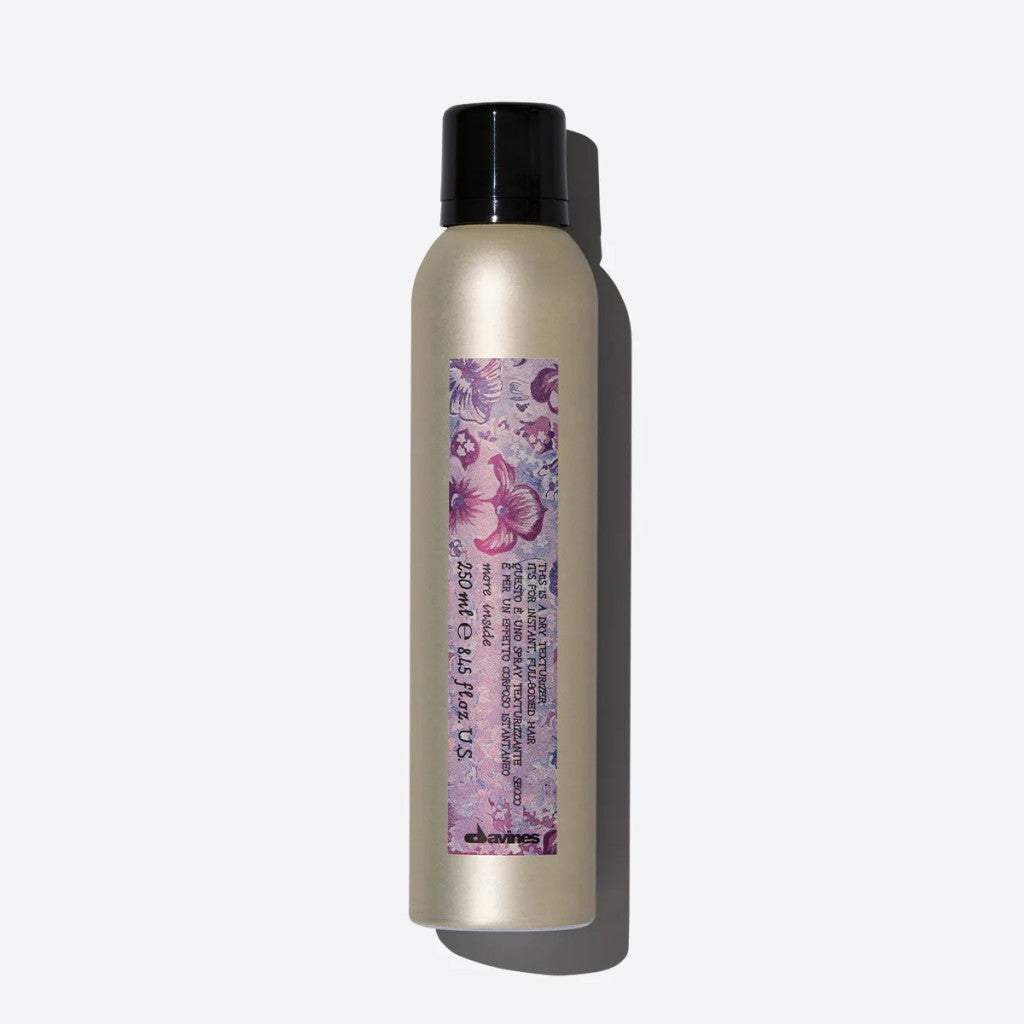 THIS IS A DRY TEXTURIZER Voor een warrige, gedefinieerde textuur en hold.