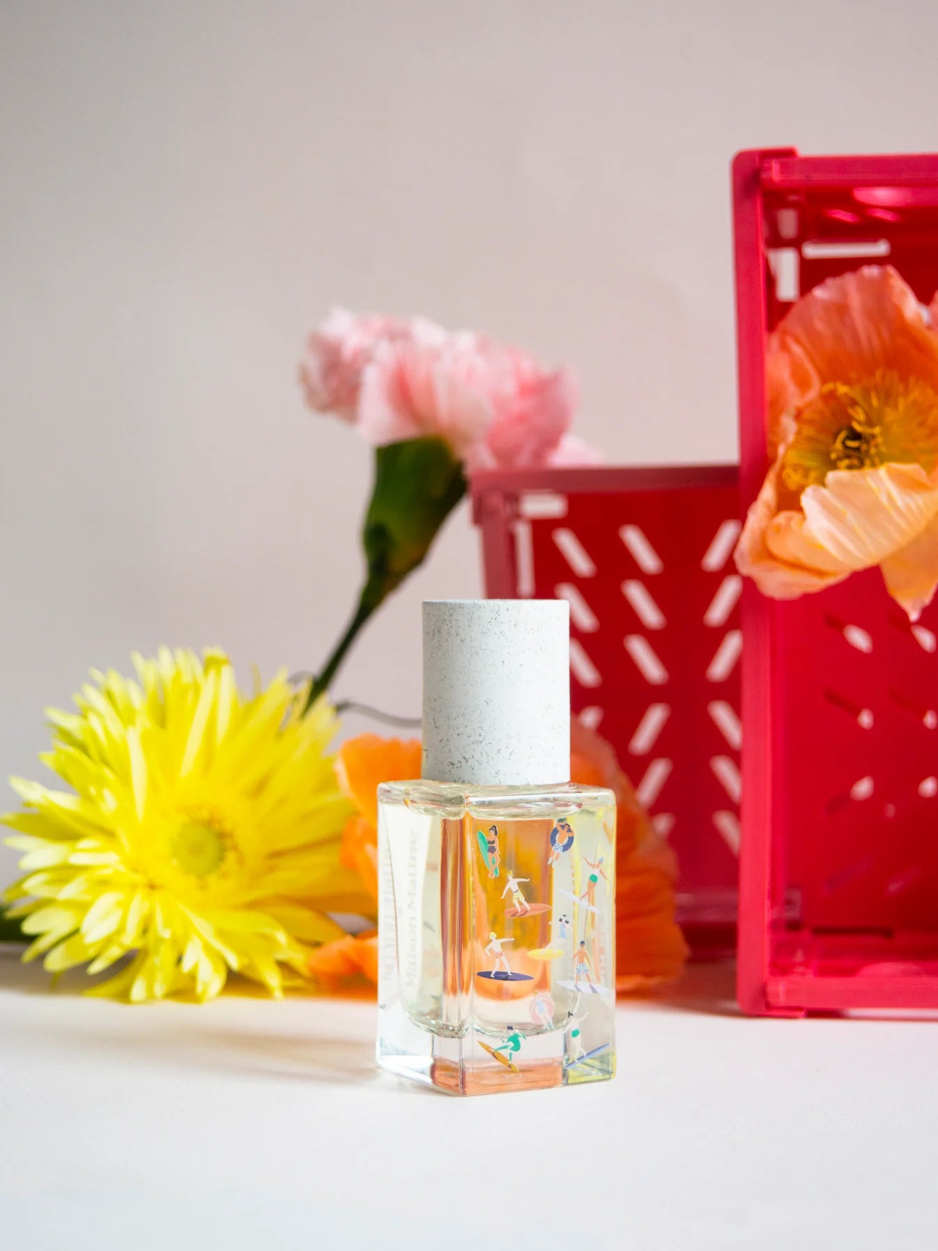 BAIN DU MIDI A soft and playful creation, Bain de Midi brings you a feeling of sunshine all year long!