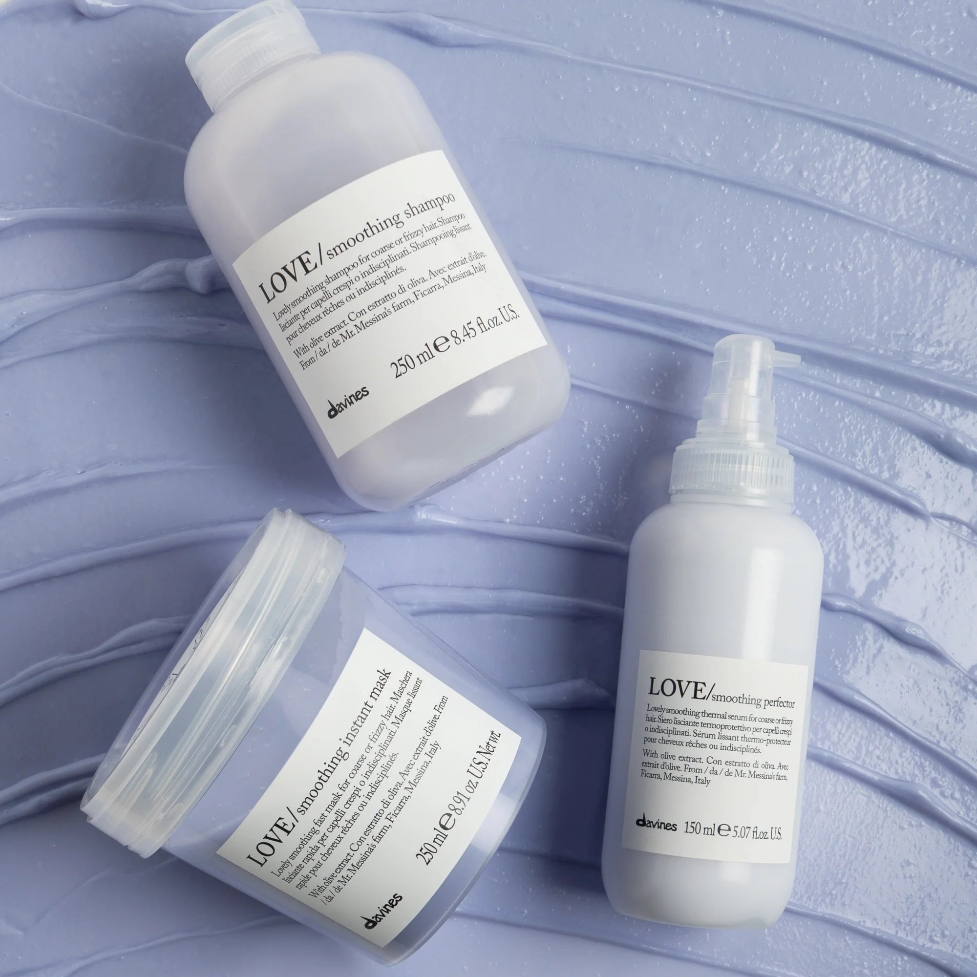 LOVE SMOOTHING INSTANT MASK Gladmakend snelwerkend haarmasker voor stug of pluizig haar.