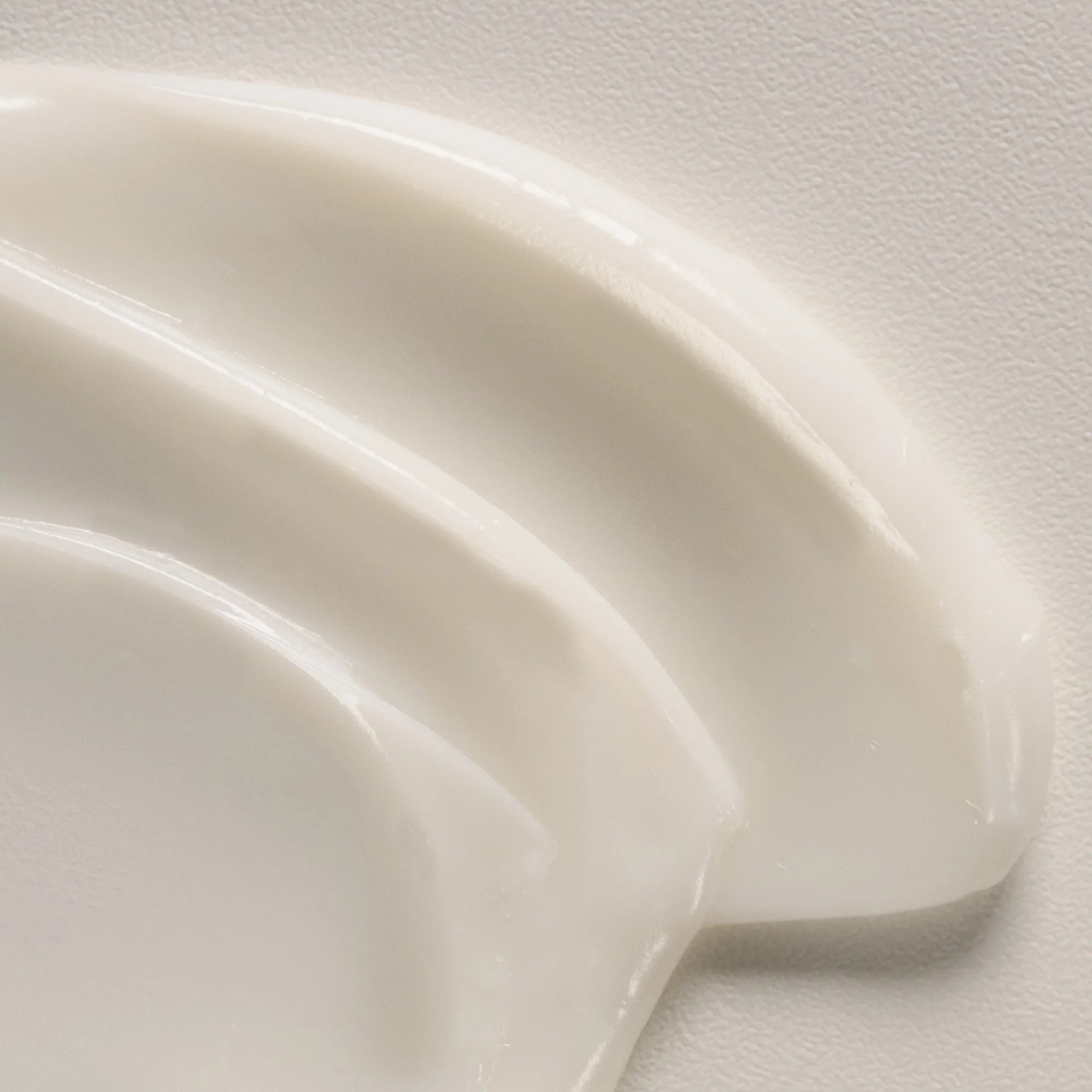 OI HAIR BUTTER Antioxidant rijke, voedende, extra verfraaiende haar butter.