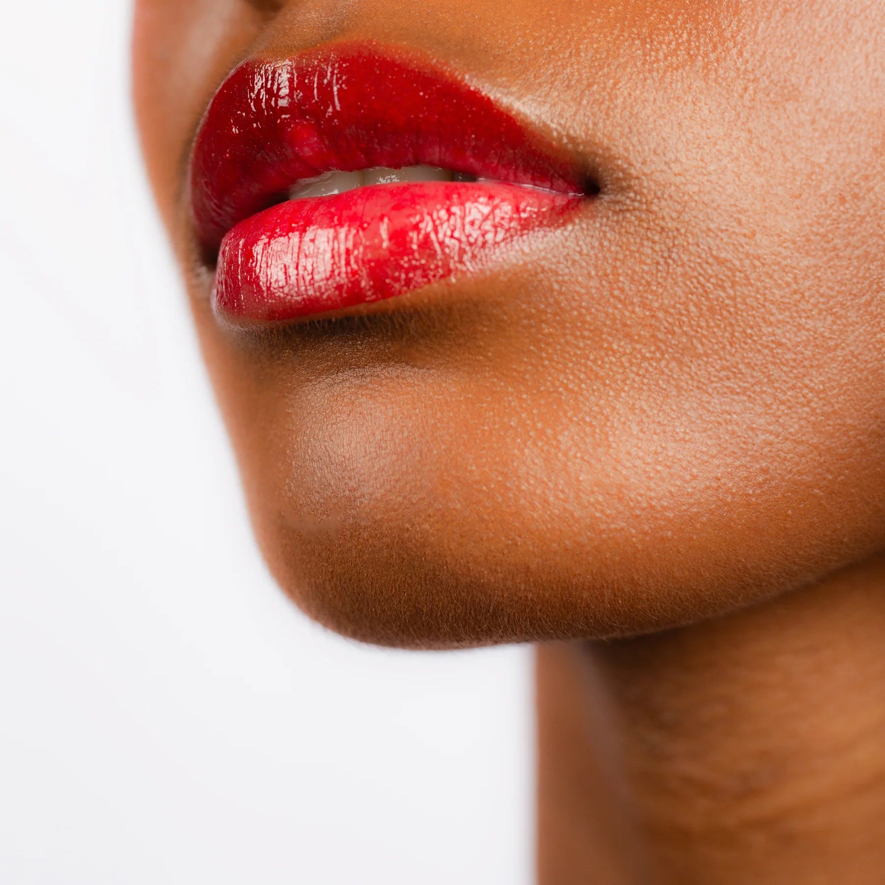 LA CRIQUE LIP & CHEEK BALM kleurvarianten op verschillende huidtypes