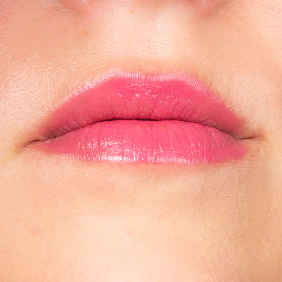 MATTE LIPSTICK Biologische matte lipstick die kleurt én verzorgt