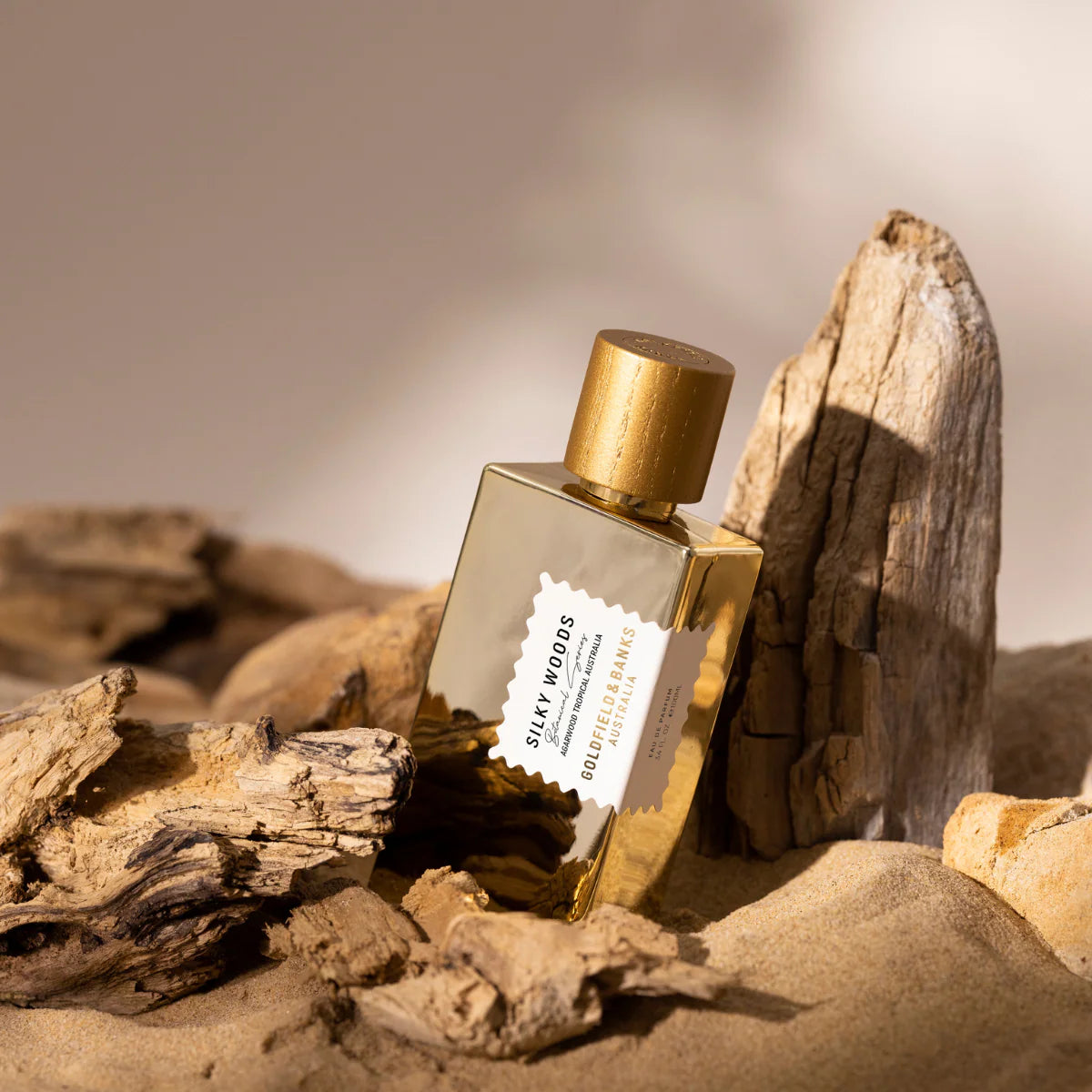 SILKY WOODS PARFUM Zijdezacht nicheparfum – goud omhuld, zwoel, onweerstaanbaar