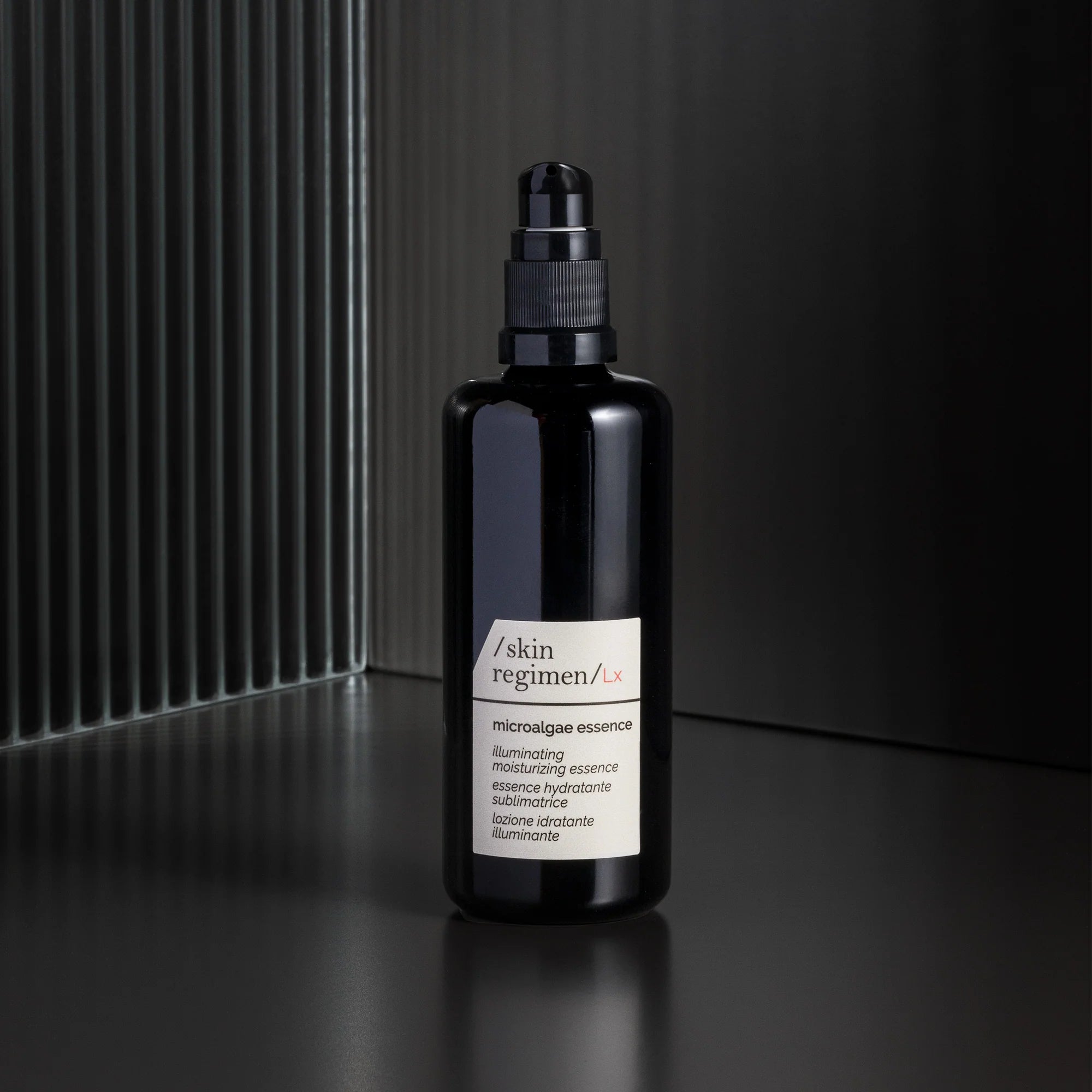 SKIN REGIMEN LX MICROALGAE ESSENCE verhelderende en hydraterende lotion