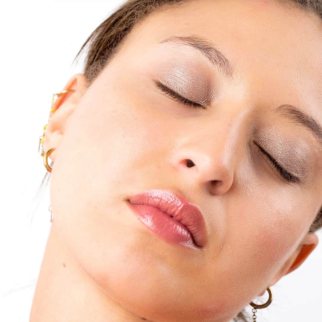 EYESHADOW & HIGHLIGHTER - Shimmer glow voor ogen & gezicht beschikbaar in 5 tinten