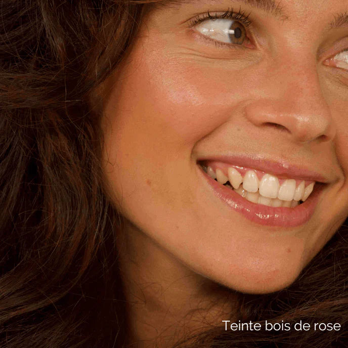 natuurlijk biologische vegan blush van Charlotte bio. kleur: Rosewood