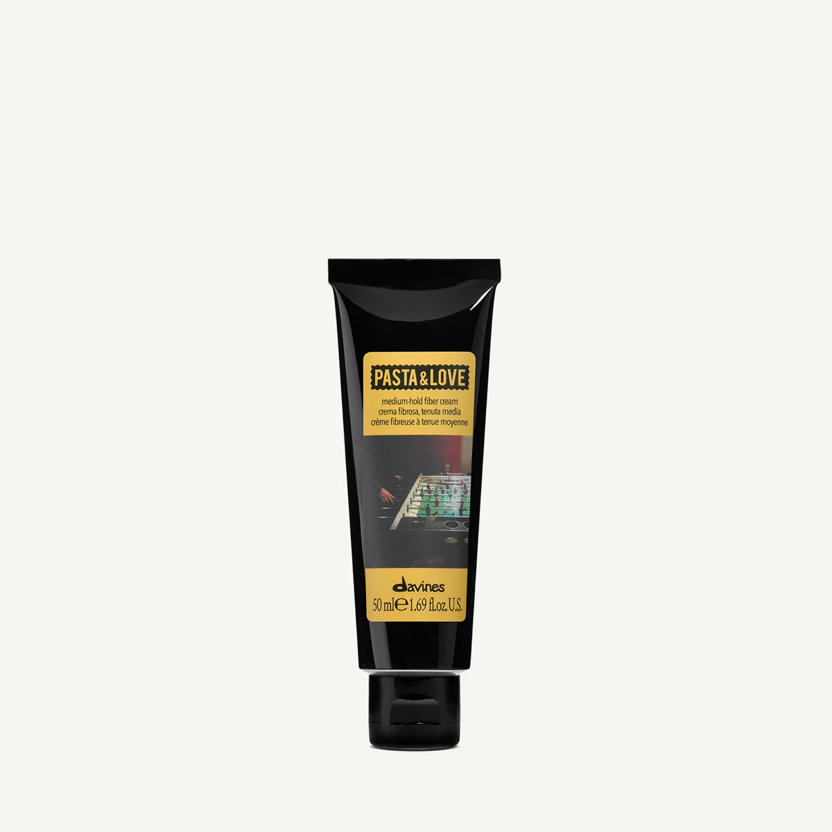 MEDIUM HOLD FIBER CREAM Medium-hold stylingcrème met een vezelachtig effect, voor een werkbare natuurlijke afwerking