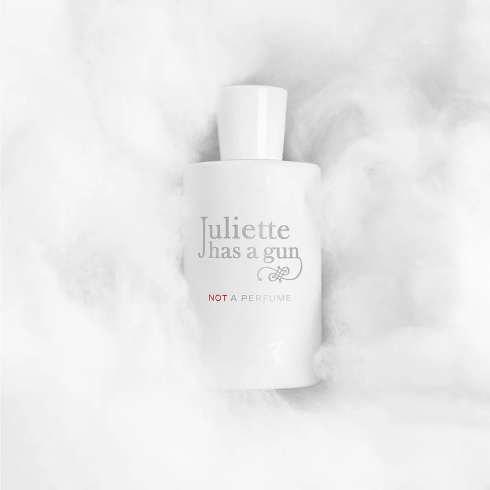 Juliette Has a Gun NOT A PERFUME parfum, Studio Strick 

