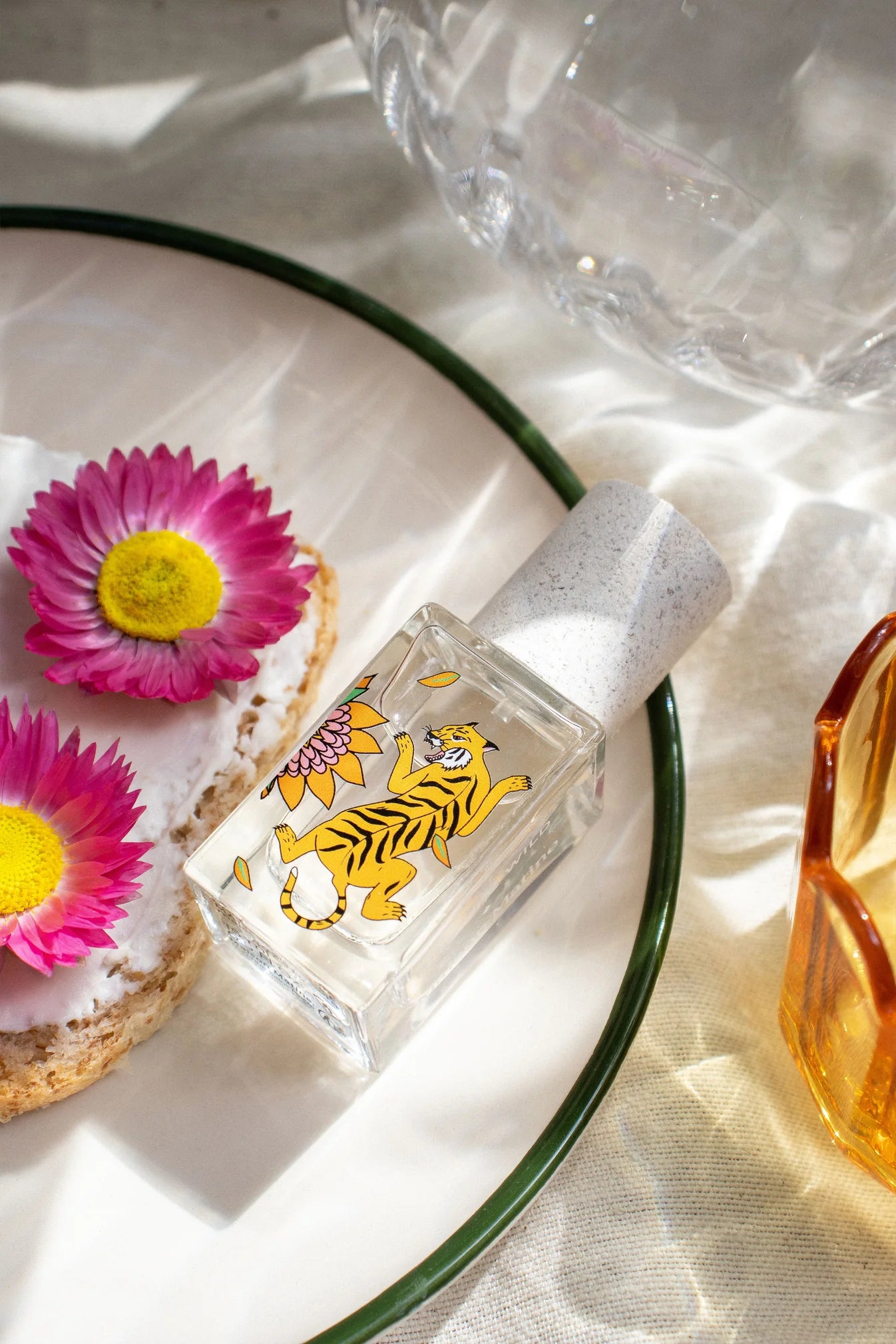 INTO THE WILD PARFUM Wilde fantasie & tropische ontdekking – parfum voor avonturiers!