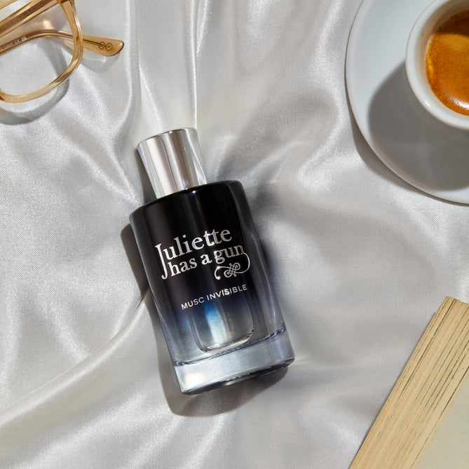 MUSC INVISIBLE 100 ml van Juliette Has a Gun bij Studio Strick Leuven