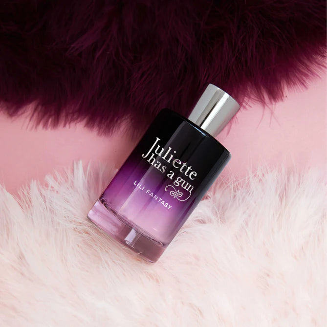 LILI FANTASY 100 ml van Juliette Has a Gun bij Studio Strick Leuven