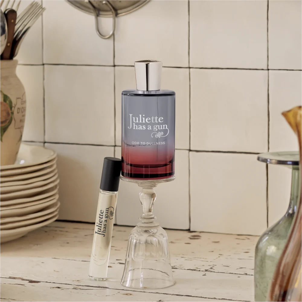 ODE TO DULLNESS 100 ml van Juliette Has a Gun bij Studio Strick Leuven