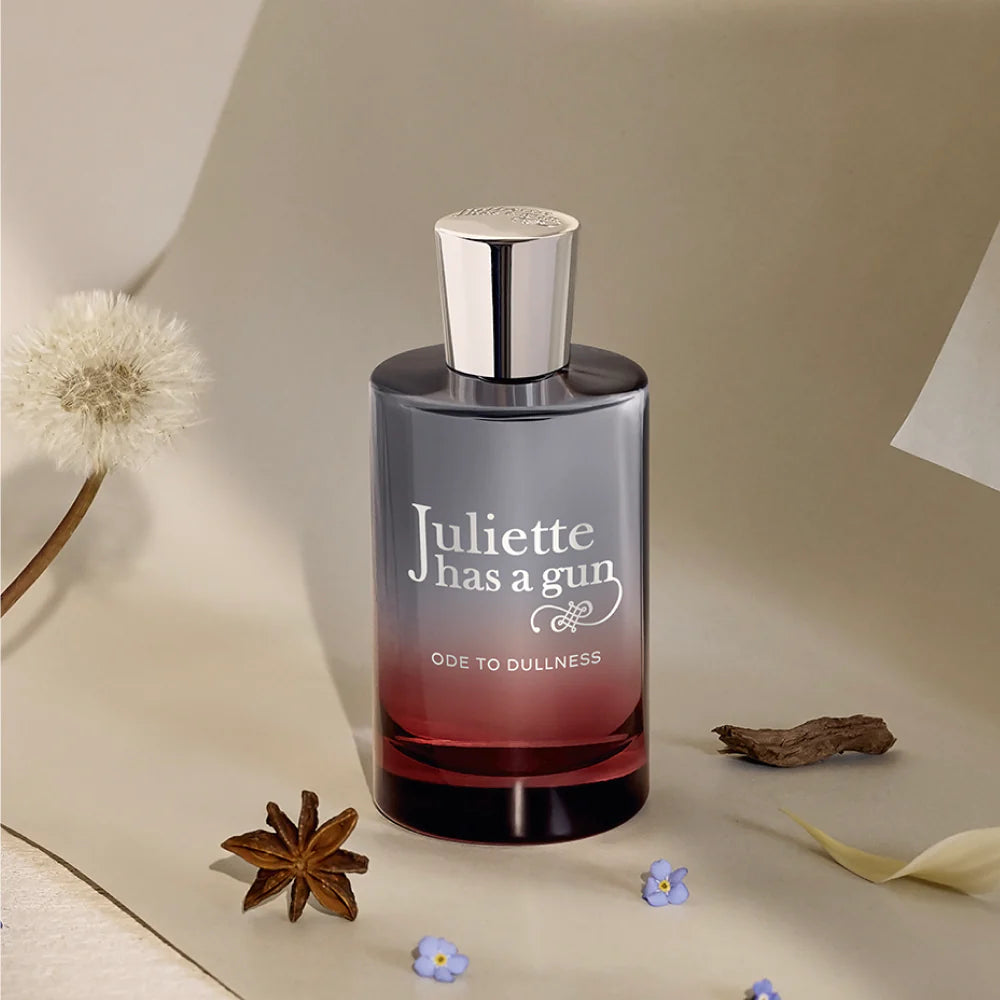 ODE TO DULLNESS 100 ml van Juliette Has a Gun bij Studio Strick Leuven