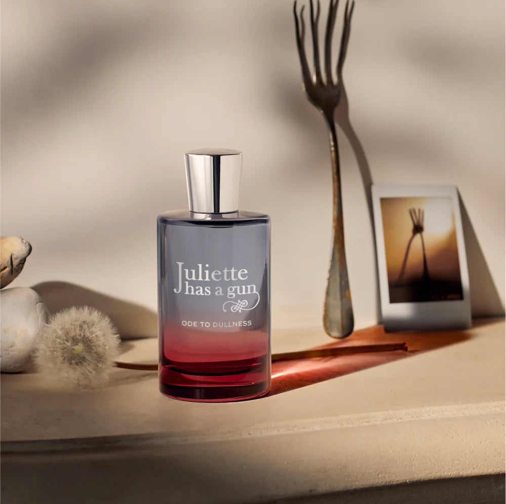 ODE TO DULLNESS 100 ml van Juliette Has a Gun bij Studio Strick Leuven