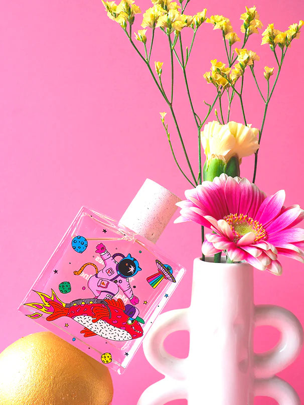 TU TE CALMES A bold and paradoxical fragrance.