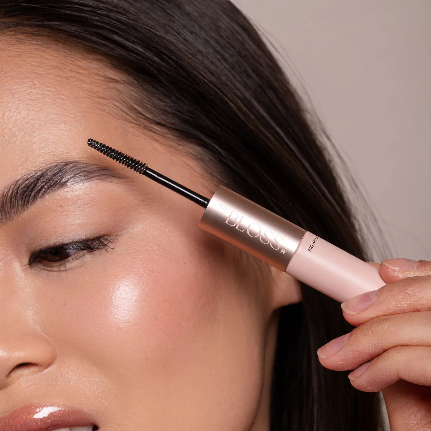 MY BLOSS - VITAMINE BROWGLUE 2-in-1  Browlamination effect