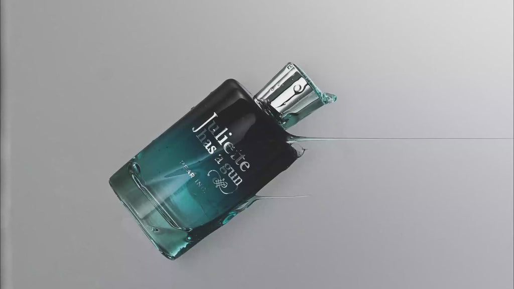 PEAR INC. 100 ml van Juliette Has a Gun bij Studio Strick Leuven