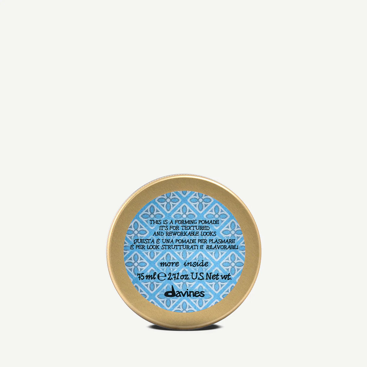 THIS IS A FORMING POMADE Voor een herstylebare textuur voor korte kapsels.
